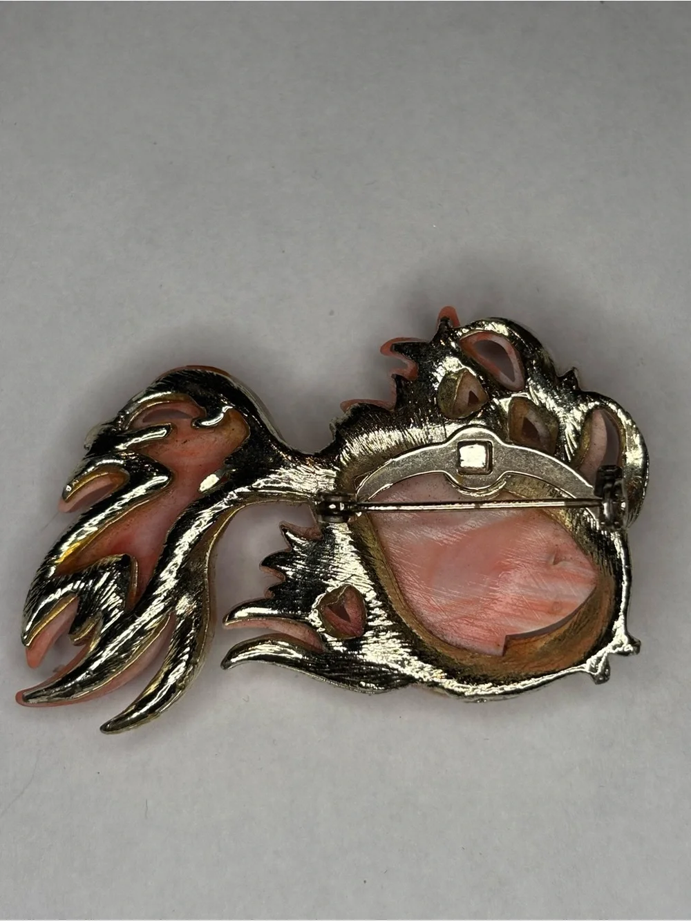 Vintage Hattie Carnegie's style Coral Pink Marbleized Lucite Angel Fish Unsigned